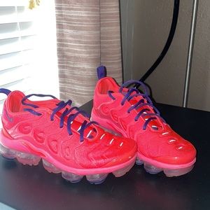 Womens Nike Vapormax PLUS